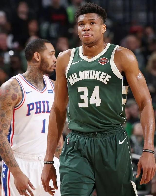 德天空：如果于帕不续约，拜仁将施洛特贝克视为主要替代者（德天空：于帕若不续约，拜仁将锁定施洛特贝克为首选替代者）