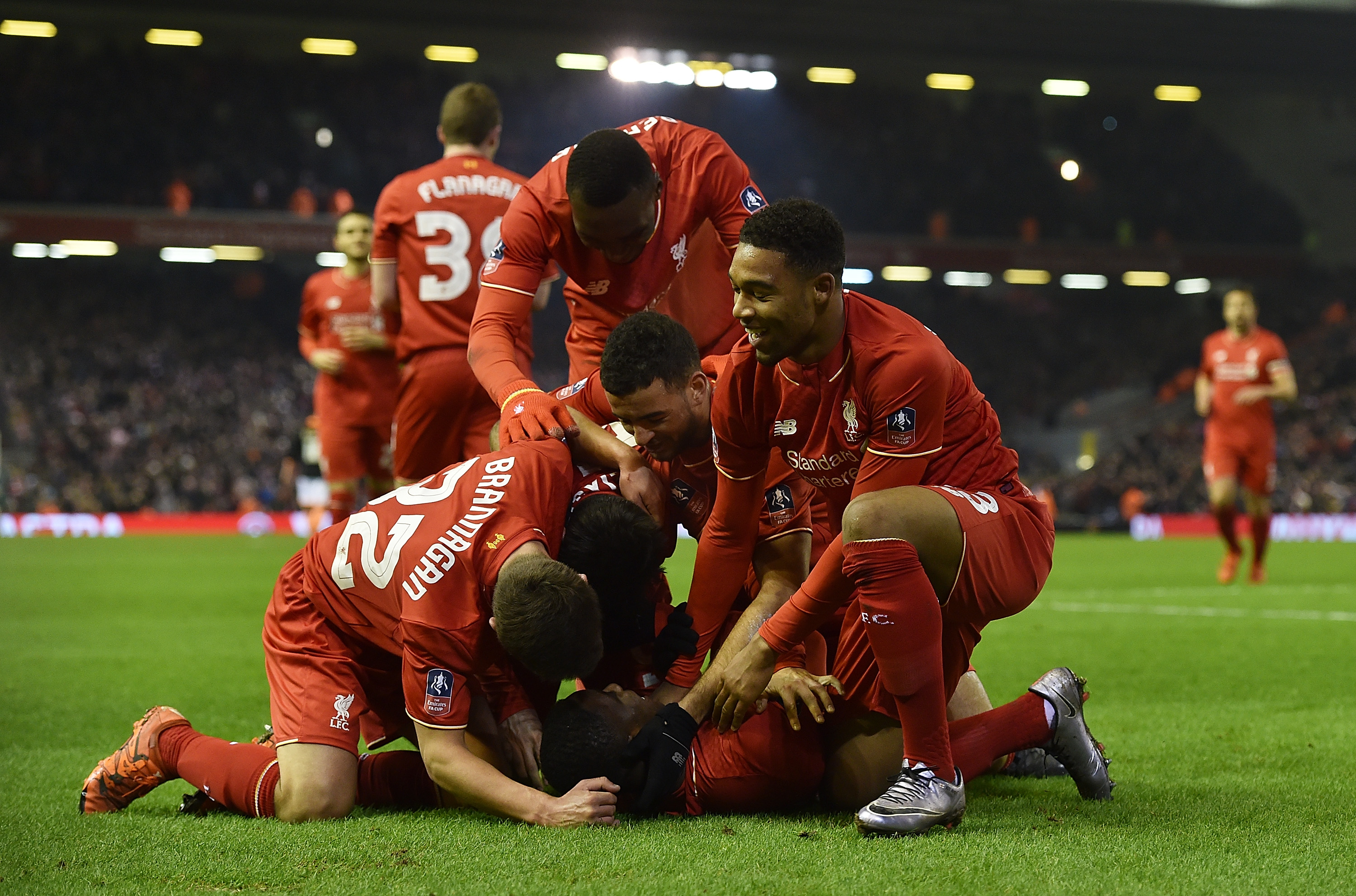 希勒：谢什科和哈兰德很像，毫不怀疑他在英超会踢得很舒服（希勒：谢什科与哈兰德风格相近，坚信他在英超将如鱼得水）