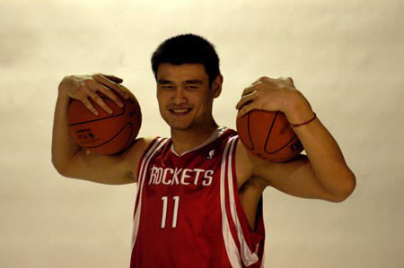 奥斯梅恩：非洲杯是我们证明自己的机会，我相信我们能夺冠（奥斯梅恩：非洲杯是我们展现实力的舞台，我坚信球队能捧杯）