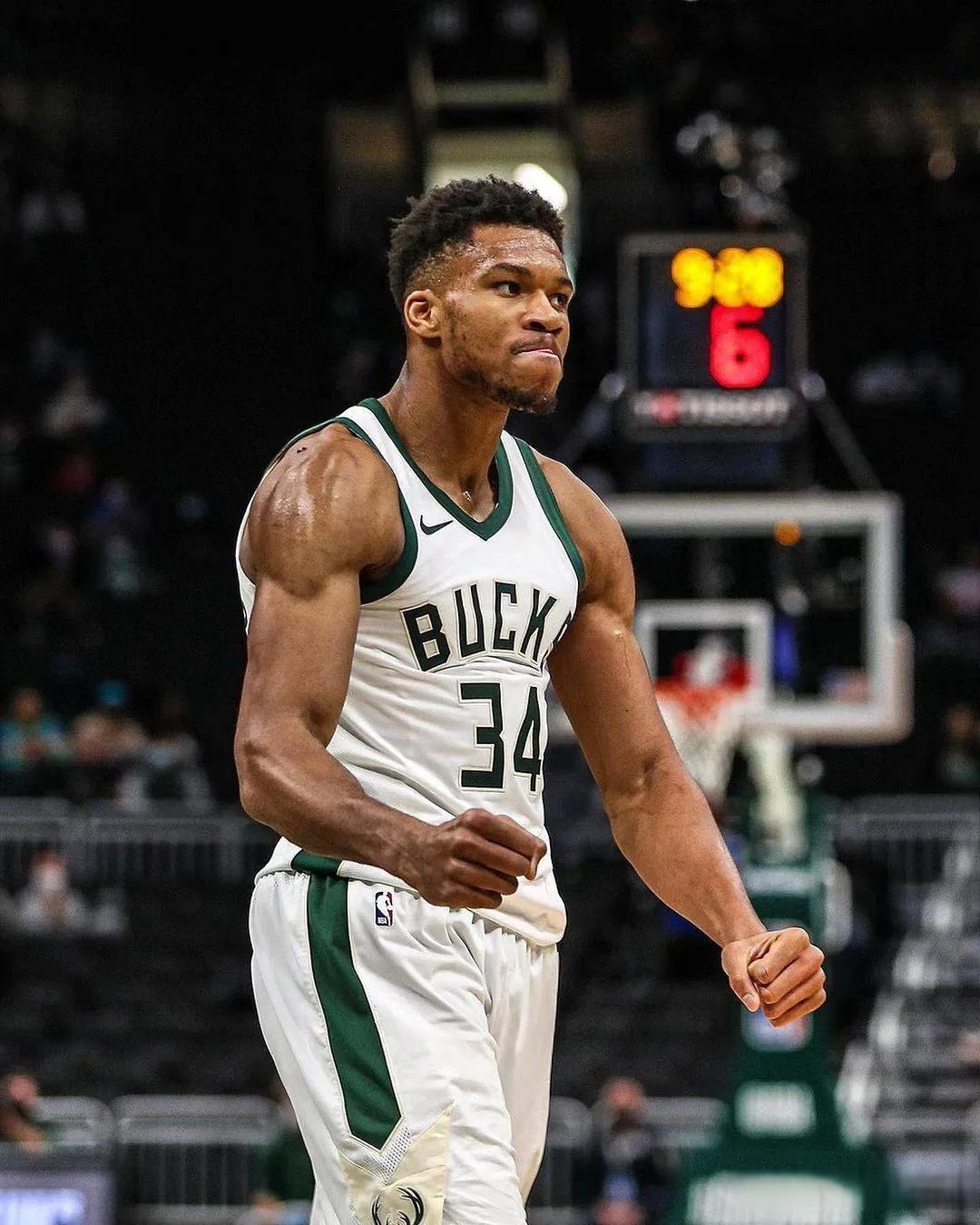 迪马济奥：萨勒马克尔斯和普利希奇均未参加米兰全队合练（迪马济奥：萨勒马克尔斯与普利希奇双双缺席米兰全队合练）