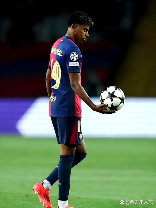 骑士本赛季前16个主场输7场，已追平上赛季主场输球总和（骑士本季主场16战7负，已追平上季主场败场数）