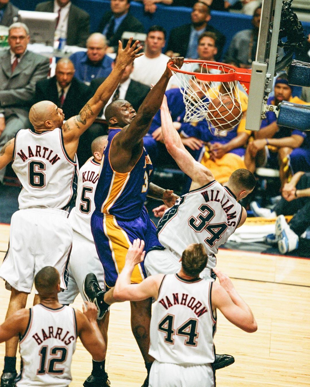 尤文官方：加蒂右膝内侧半月板受伤，将接受手术（尤文官宣：加蒂右膝内侧半月板受伤，已安排手术）