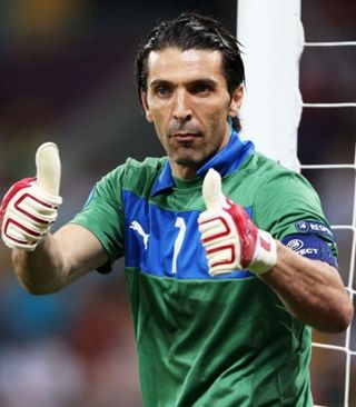 早知道｜利物浦无缘英超连胜（早知道｜利物浦英超连胜势头中断）