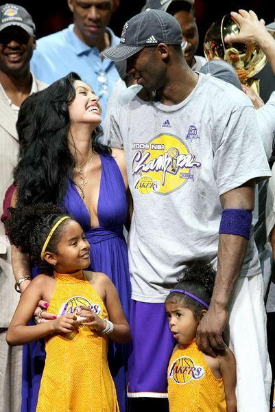 科莫主席：皇马有权回购尼科-帕斯，我们想尽可能长久留住他（科莫主席：皇马握有尼科-帕斯回购权，我们希望尽可能久留他）