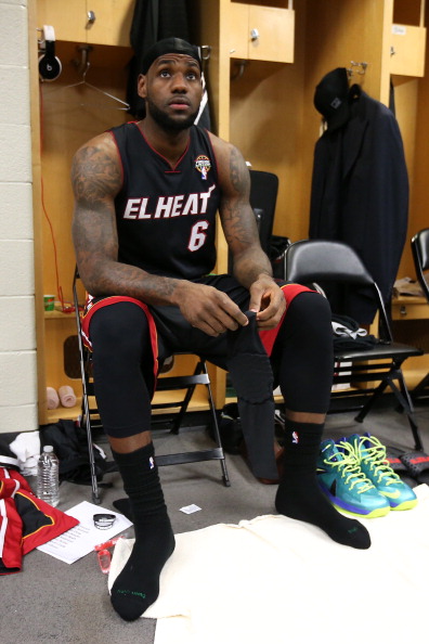 湖人28场用16套首发阵容，联盟第二多（湖人前28场已动用16套首发，联盟第2多）