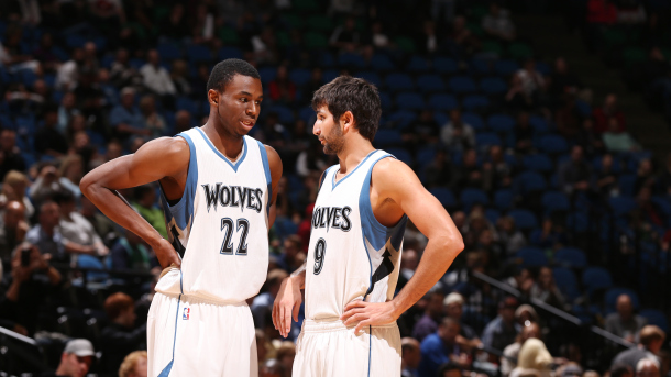 NBA战报：西亚卡姆24分准绝杀，步行者103-101险胜公牛（NBA快报：西亚卡姆24分读秒致命一击，步行者103-101险擒公牛）