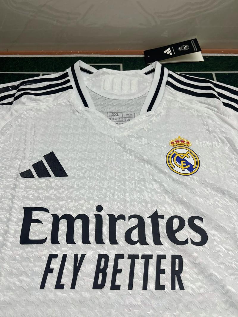 山东靠团队篮球大胜（山东凭借团队协作豪取大胜）