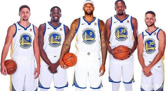 与4结缘，多特5轮欧冠联赛有4轮打入4球，剩下1轮被曼城进4球（多特与数字4有缘：5轮欧冠4场各入4球，另1场被曼城打进4球）